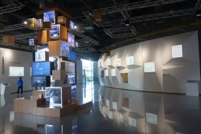 展廳設(shè)計(jì) ， 展廳 ， 鑫時(shí)空